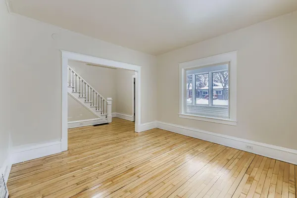 $2,599 | 3507 North Newton Avenue, Minneapolis, MN 55412