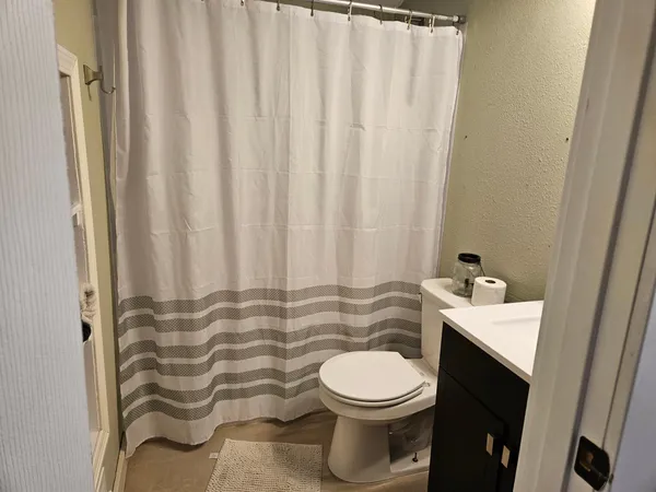 $163,900 | 109 Charlotte Avenue, Albert Lea, MN 56007