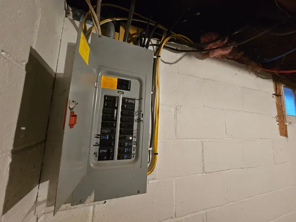 $163,900 | 109 Charlotte Avenue, Albert Lea, MN 56007