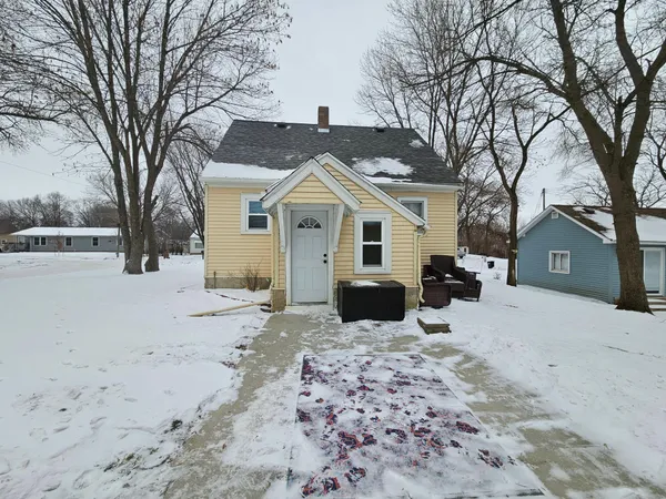 $163,900 | 109 Charlotte Avenue, Albert Lea, MN 56007