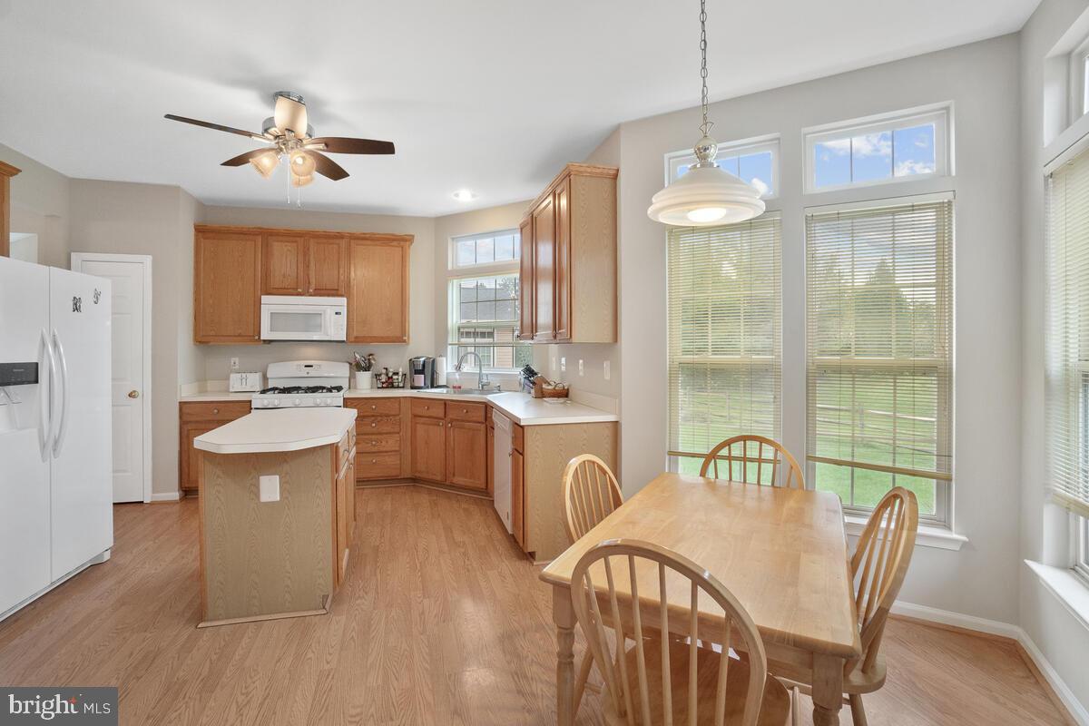 18009 Red Rocks Drive Germantown, MD 20874 - Photo 16 of 68 Gallery Image 16