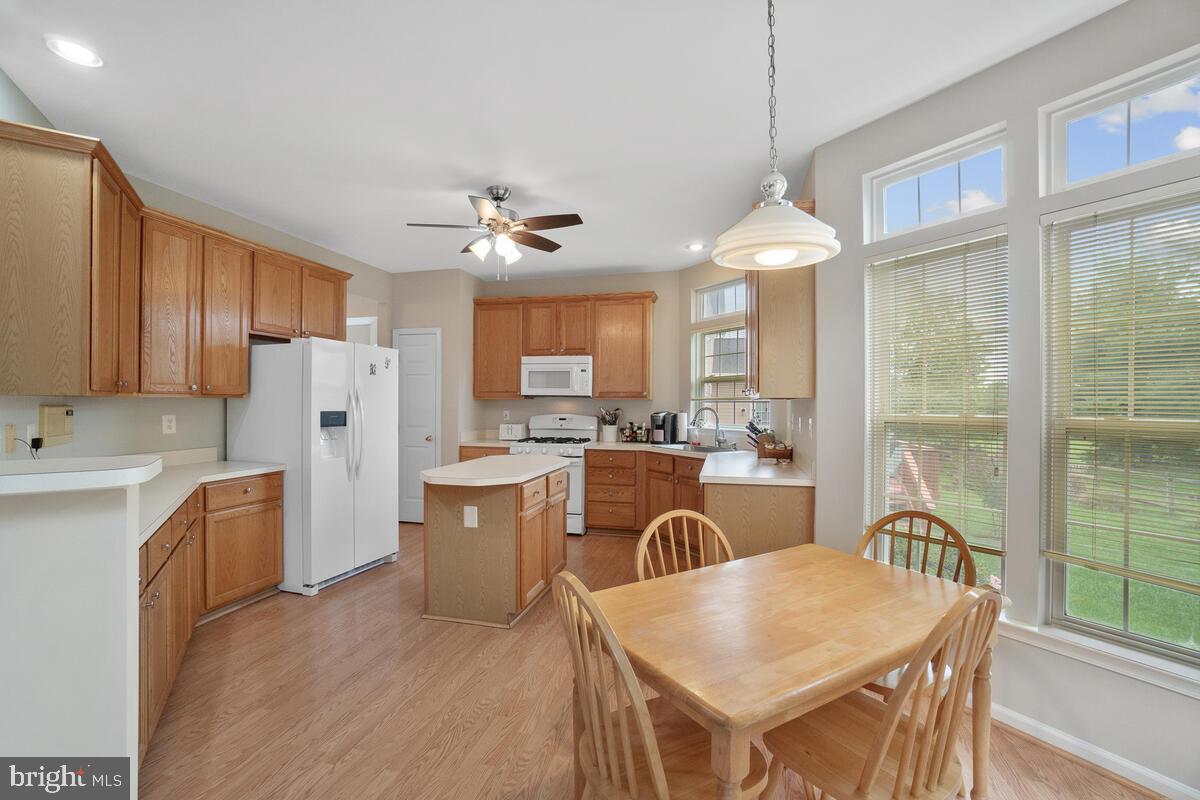 18009 Red Rocks Drive Germantown, MD 20874 - Photo 18 of 68 Gallery Image 18