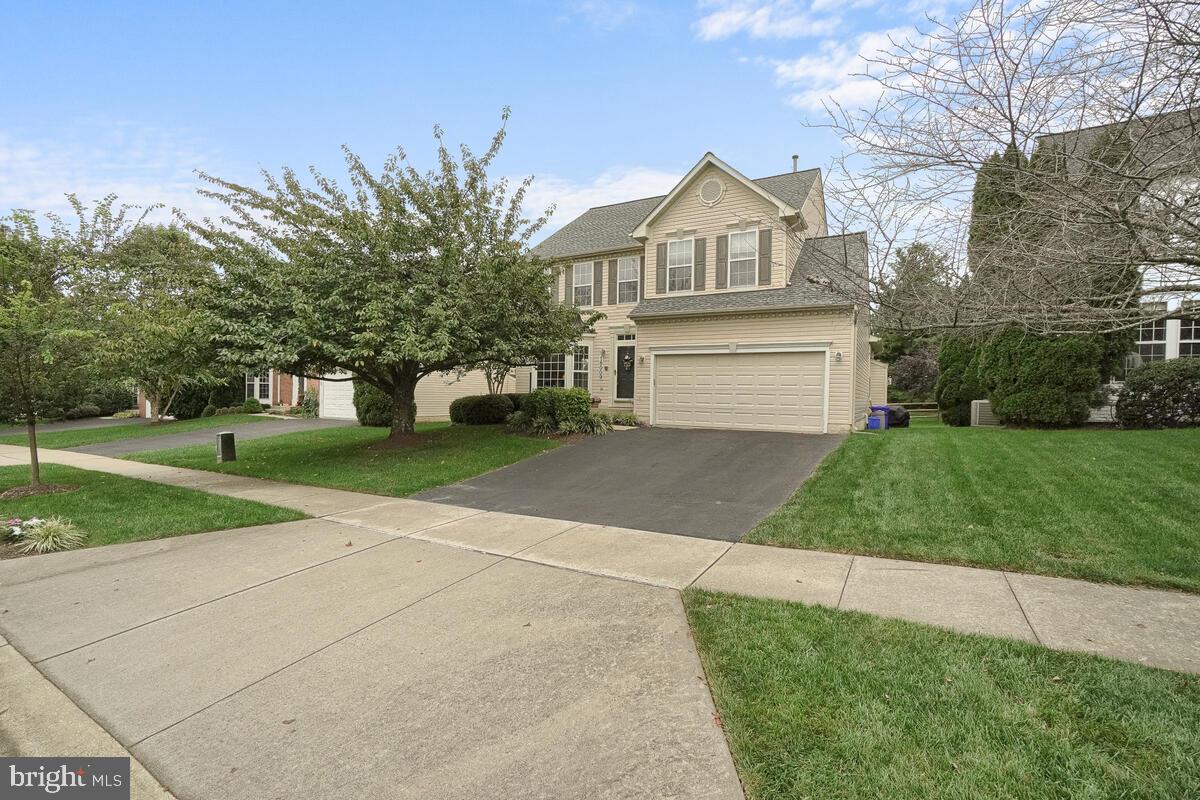 18009 Red Rocks Drive Germantown, MD 20874 - Photo 3 of 68 Gallery Image 3