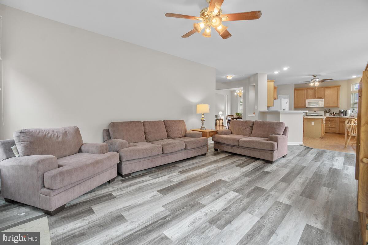 18009 Red Rocks Drive Germantown, MD 20874 - Photo 23 of 68 Gallery Image 23