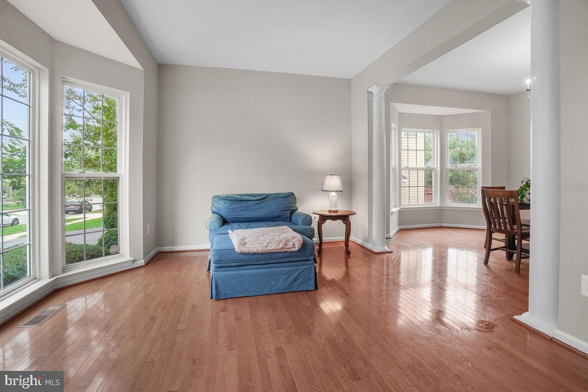 18009 Red Rocks Drive Germantown, MD 20874 - Photo 4 of 68 Gallery Image 4