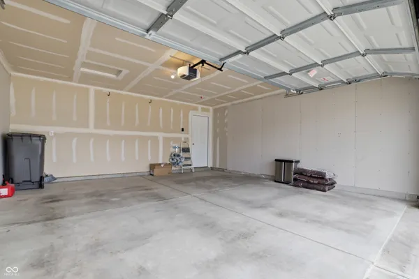 $299,900 | 7533 Bolero Court, Indianapolis, IN 46113