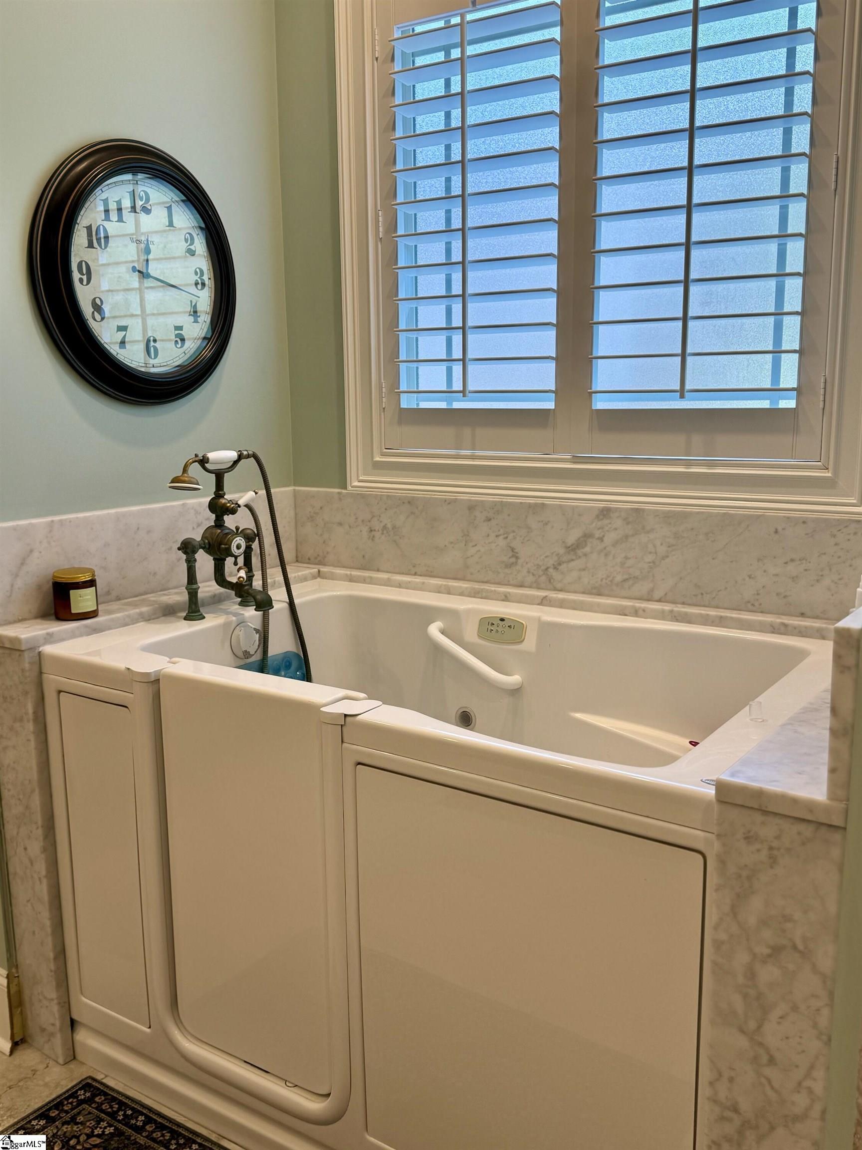 27 Cullen Court Greer, SC 29650 - Photo 24 of 36