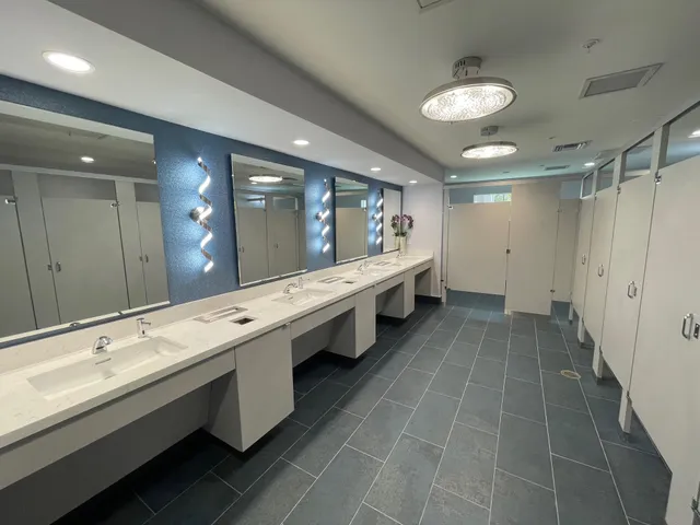 $399,000 | 6141 Sunny Pointe Circle, Unit B, Delray Beach, FL 33484