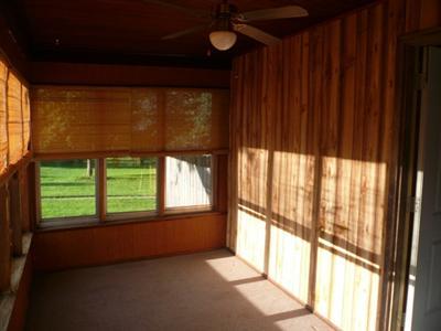 2347 Chancy Street Clinton, IA 52732 - Photo 7 of 19 Gallery Image 7