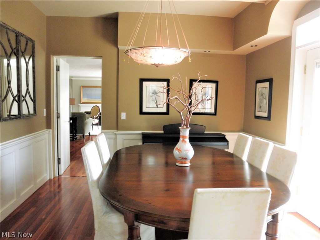 4023 Shaw Road Akron, OH 44333 - Photo 12 of 34