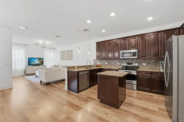 $595,000 | 6382 Golden Dewdrop Trail, Windermere, FL 34786