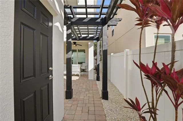 $595,000 | 6382 Golden Dewdrop Trail, Windermere, FL 34786