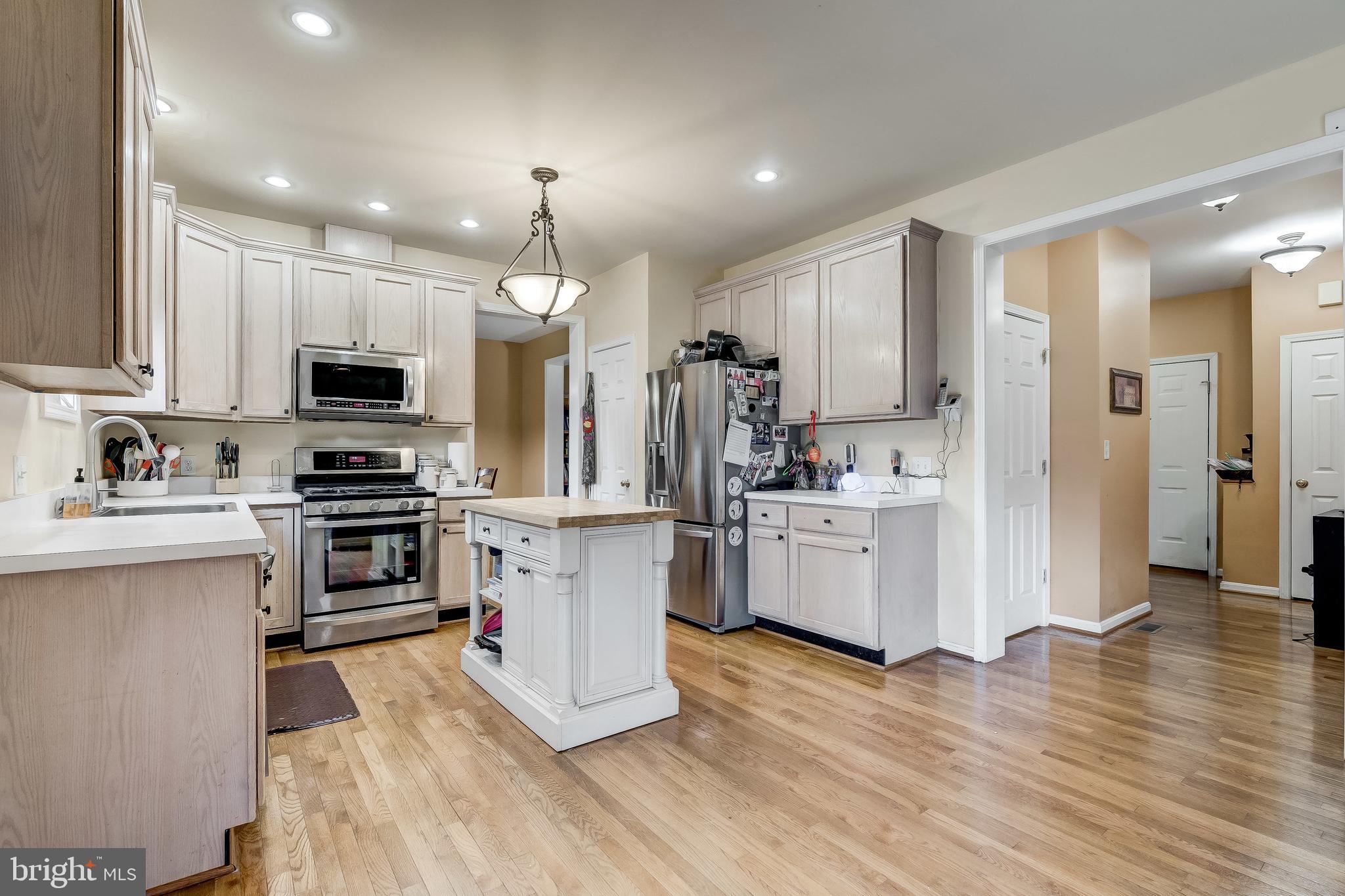 7804 Muncaster Mill Road Gaithersburg, MD 20877 - Photo 14 of 34 Kitchen with Island