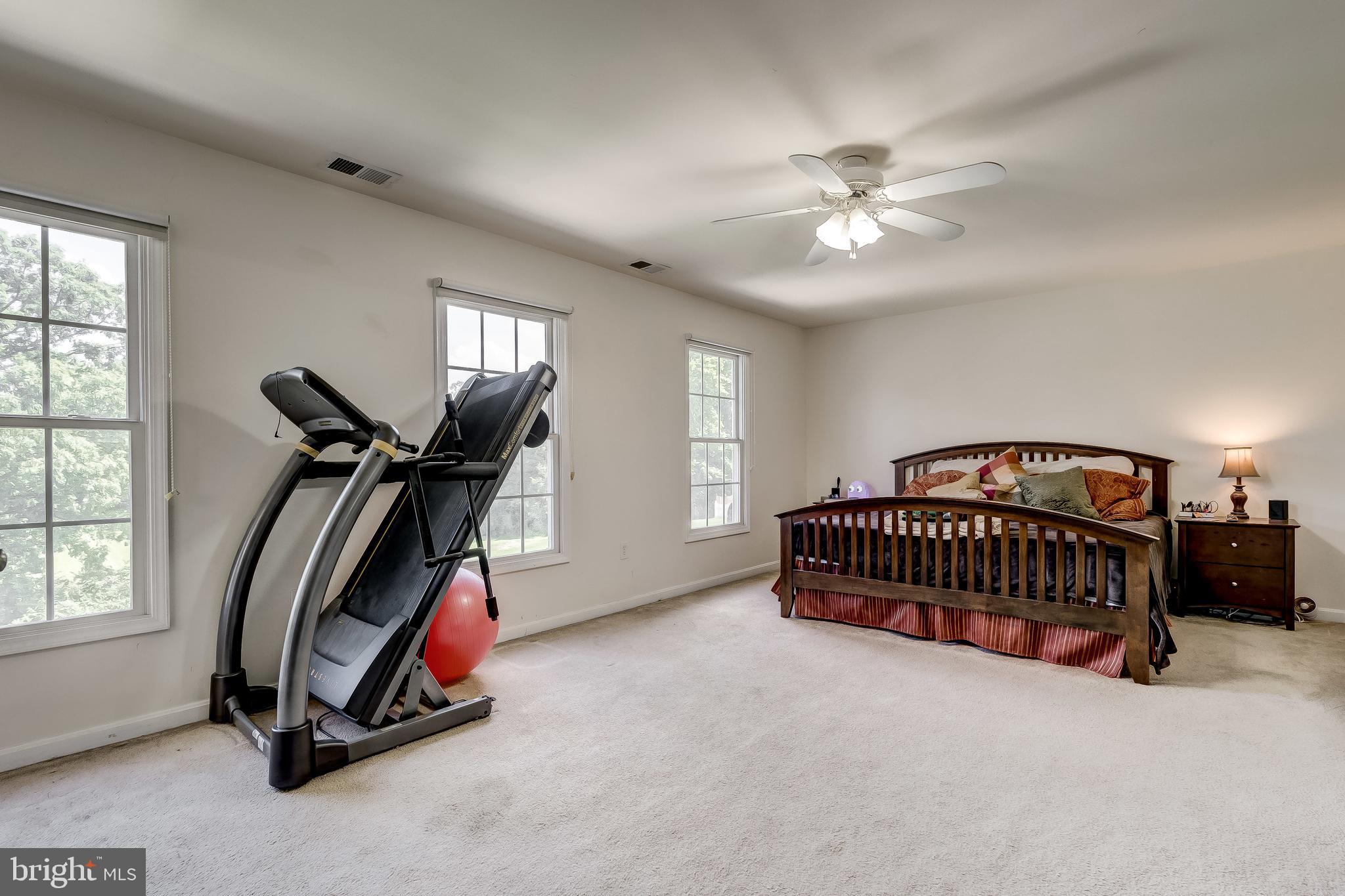7804 Muncaster Mill Road Gaithersburg, MD 20877 - Photo 17 of 34 Very Large Owners Bedroom
