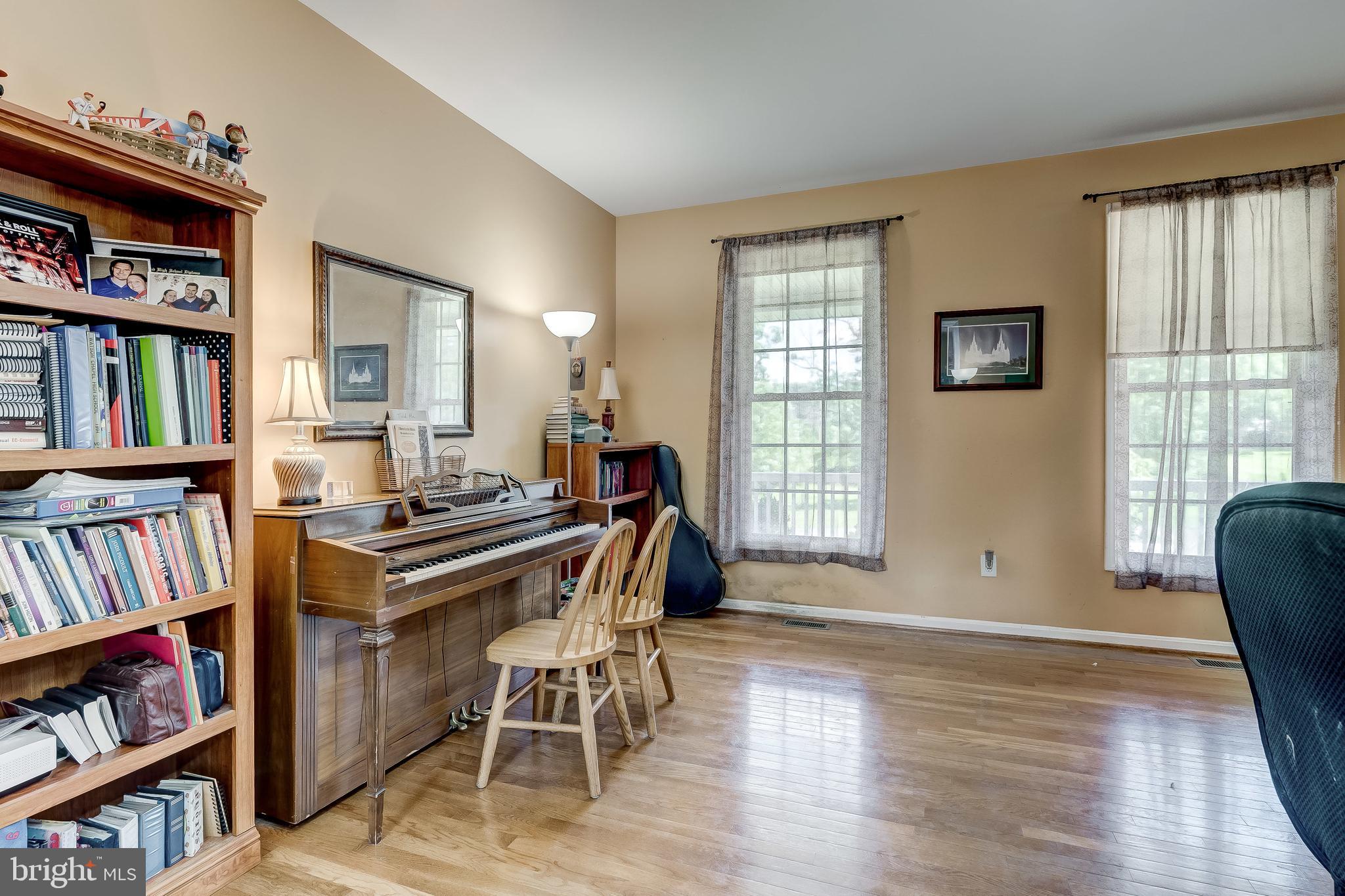 7804 Muncaster Mill Road Gaithersburg, MD 20877 - Photo 4 of 34 Formal Living Room/ Den Area