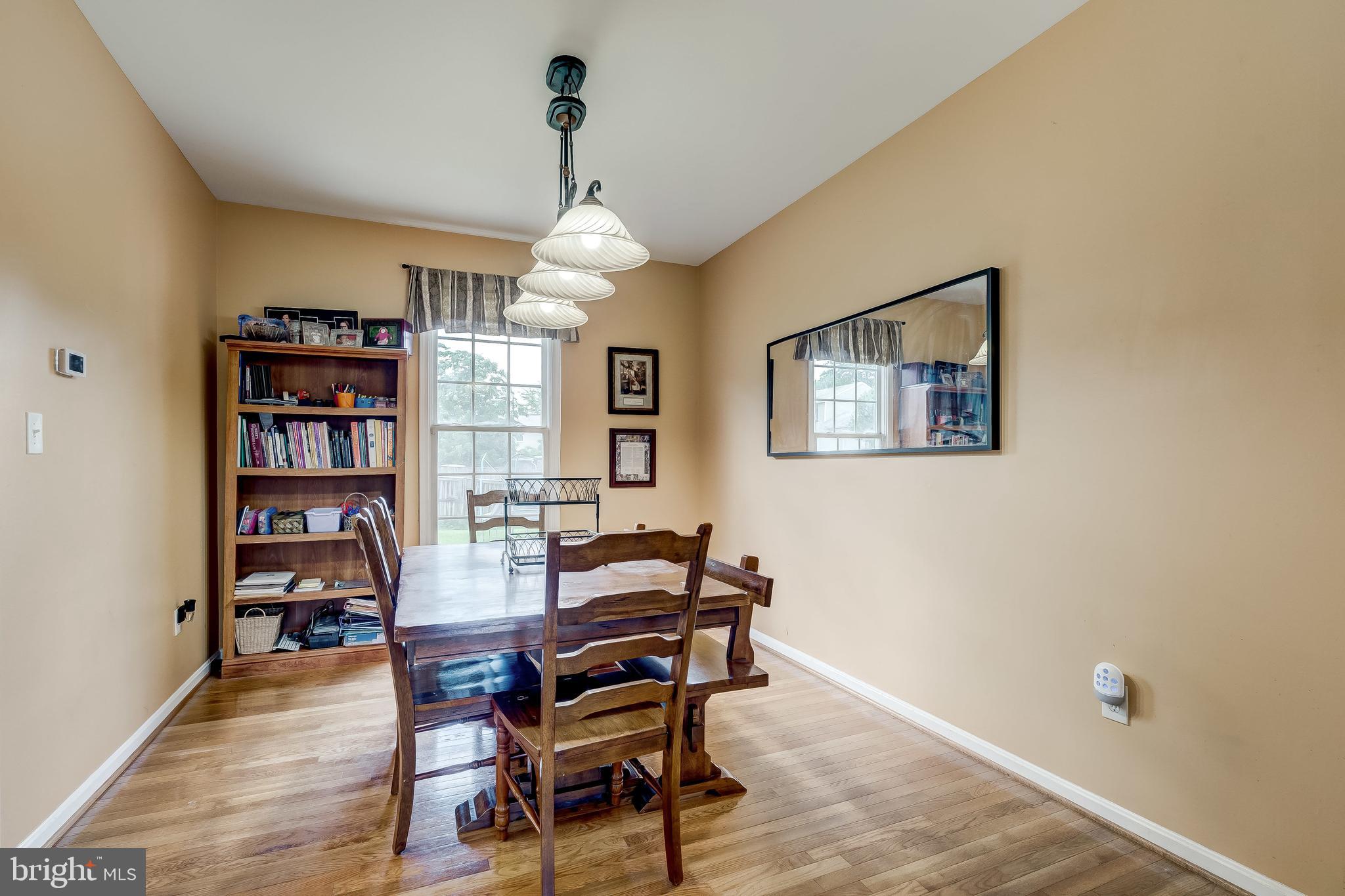 7804 Muncaster Mill Road Gaithersburg, MD 20877 - Photo 6 of 34 Dining Room
