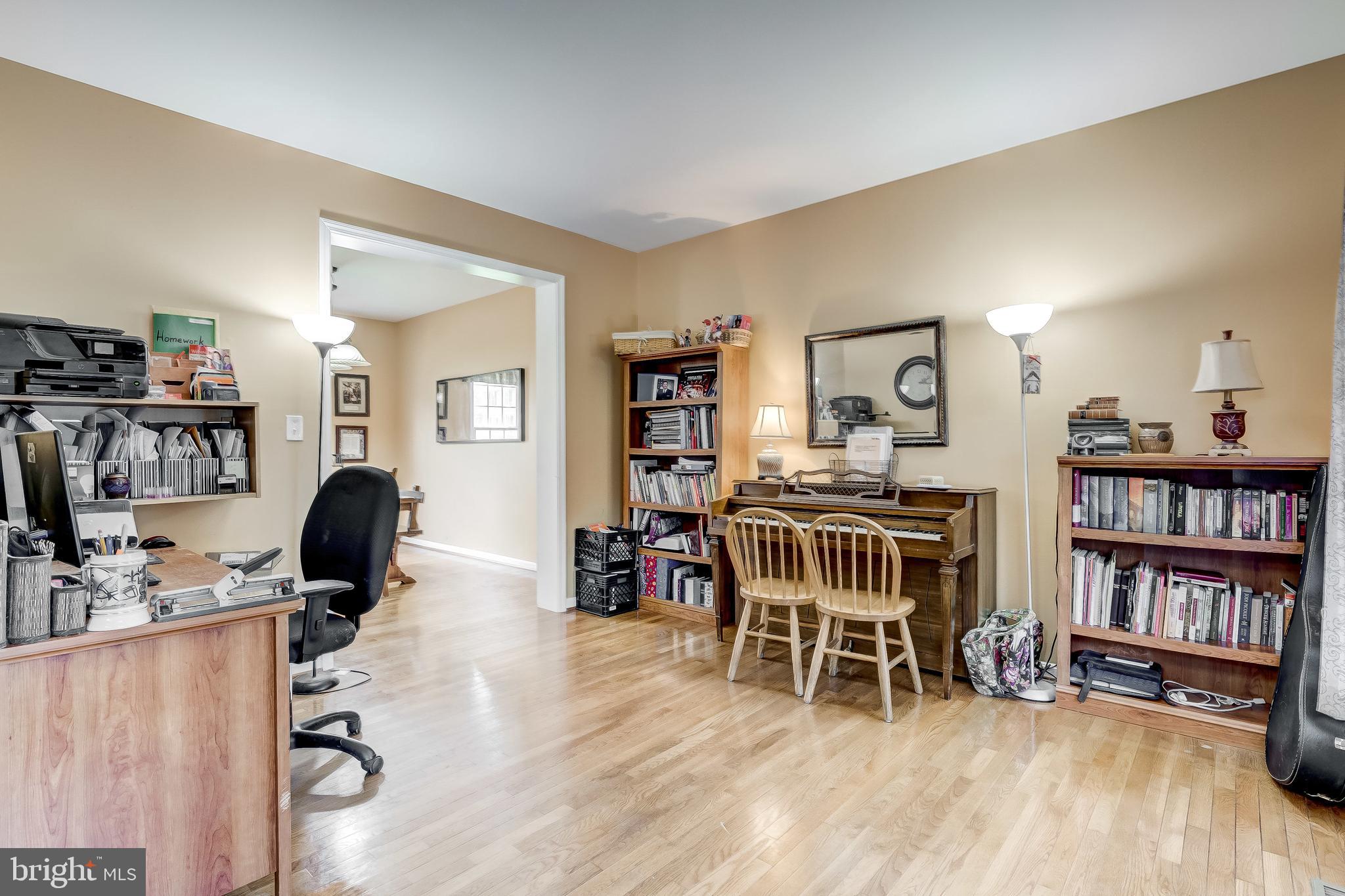 7804 Muncaster Mill Road Gaithersburg, MD 20877 - Photo 7 of 34 Gallery Image 7