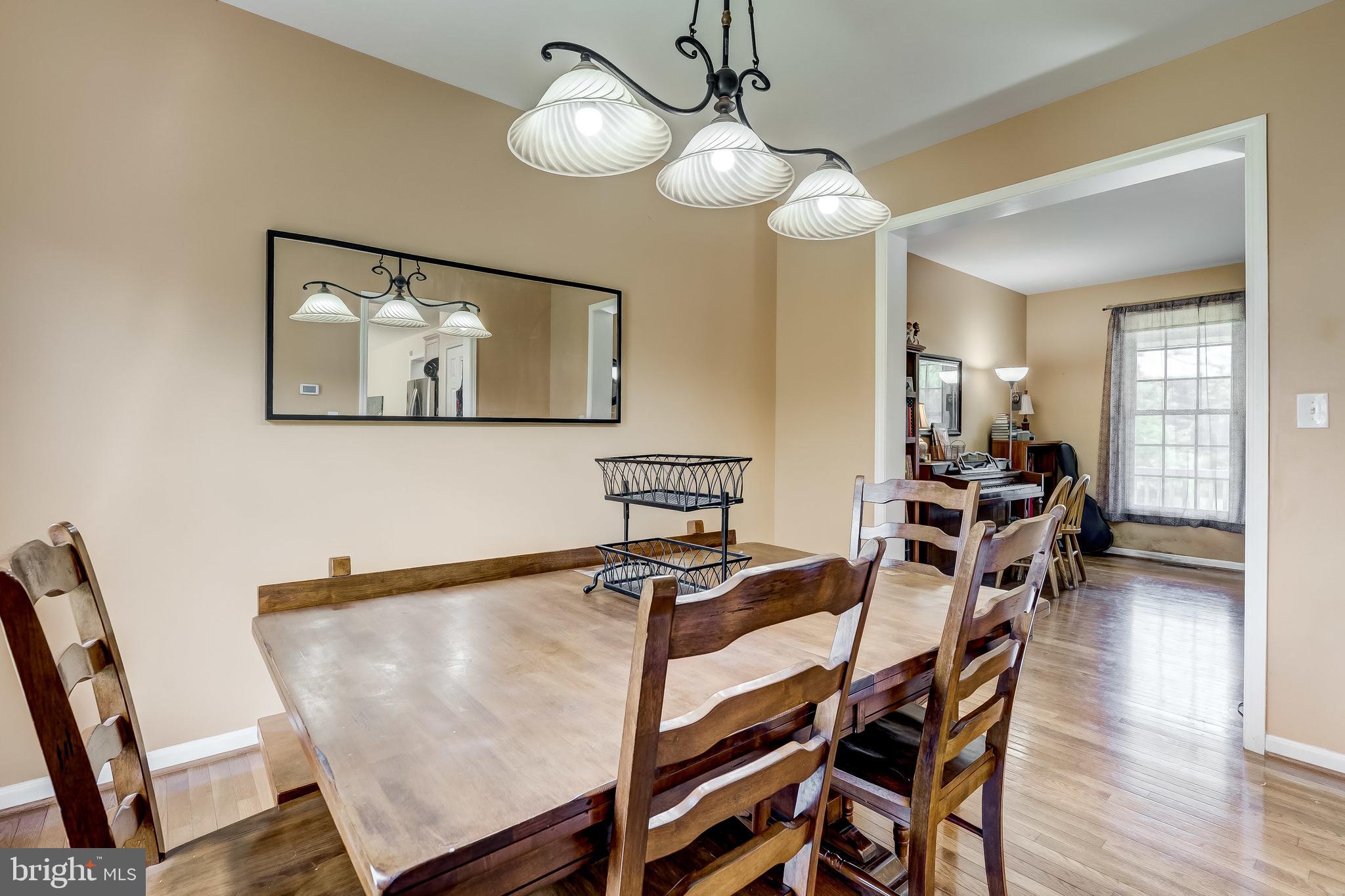 7804 Muncaster Mill Road Gaithersburg, MD 20877 - Photo 8 of 34 Dining Room