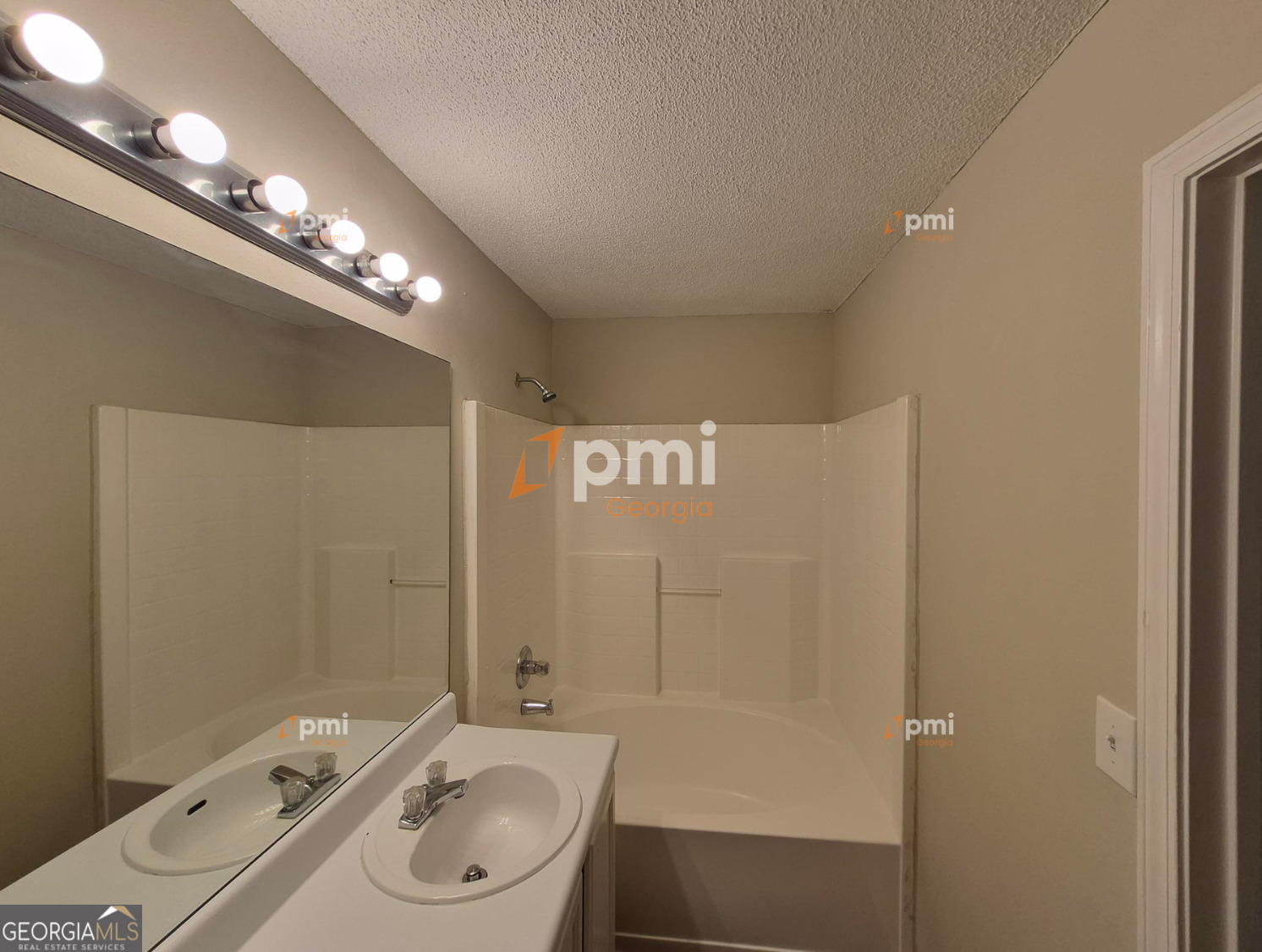 6215 Klondike River Road Lithonia, GA 30038 - Photo 12 of 14