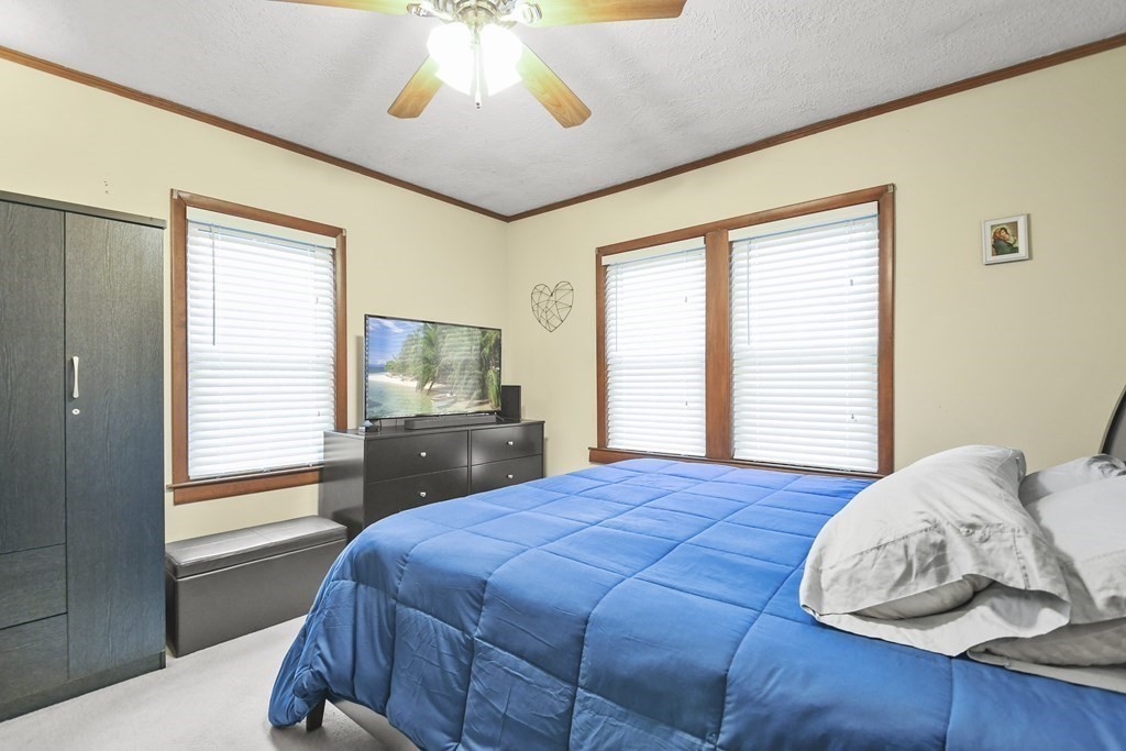 53 Chilmark Street Worcester, MA 01604 - Photo 14 of 36 Gallery Image 14