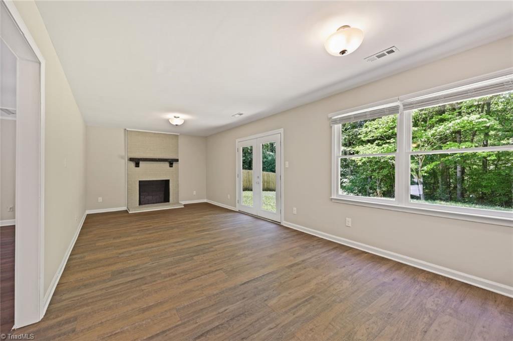 3490 Cedar Post Road Winston-Salem, NC 27127 - Photo 12 of 31 Gallery Image 12