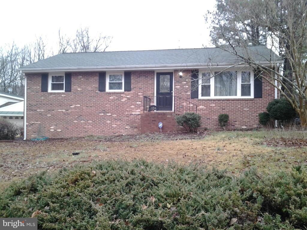 124 Sandy Ridge Road Fredericksburg, VA 22405 - Photo 1 of 29 Exterior (Front)