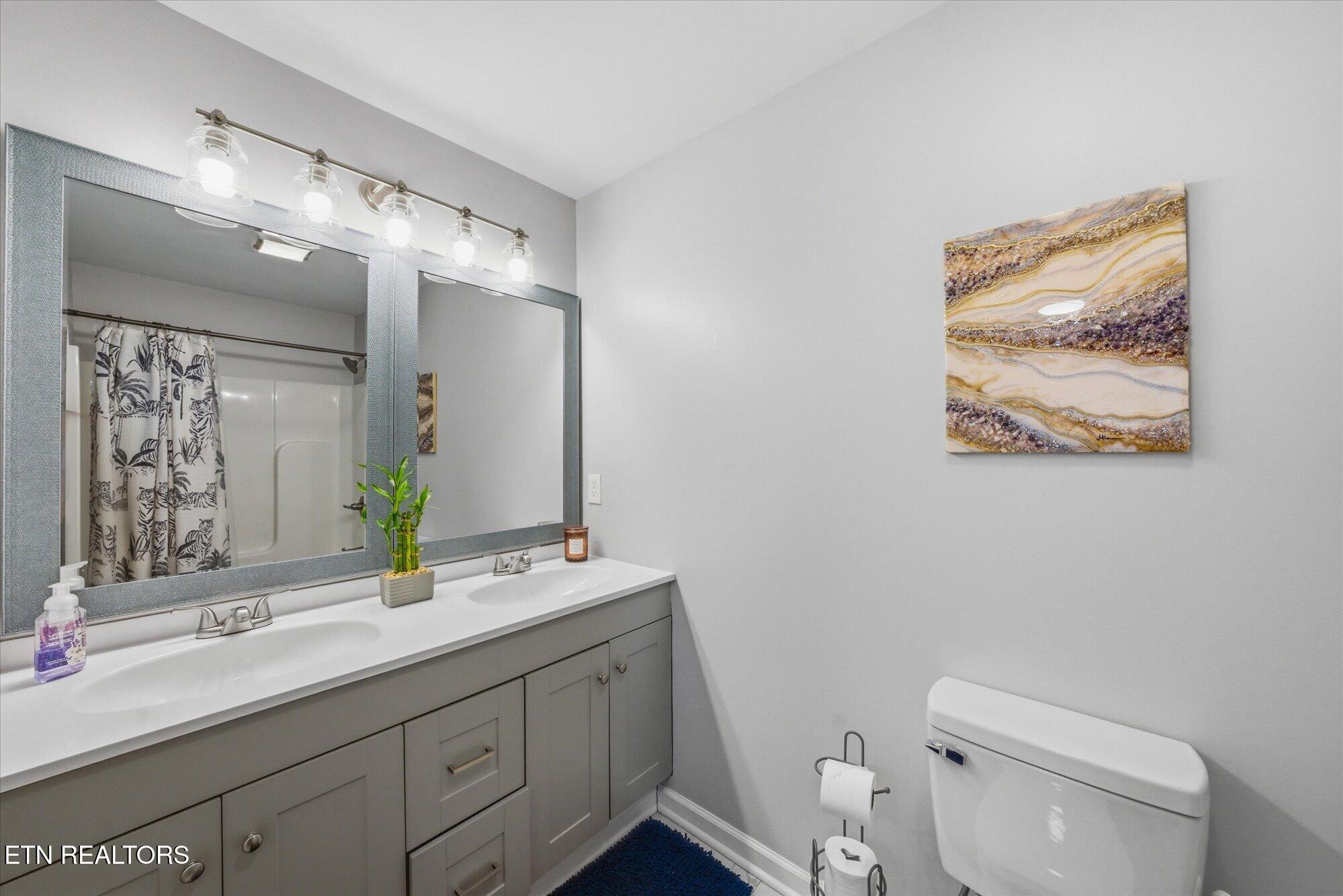 7831 Rollen Road Knoxville, TN 37920 - Photo 13 of 22 19-7831-Rollen-Rd-Knoxville-TN-19