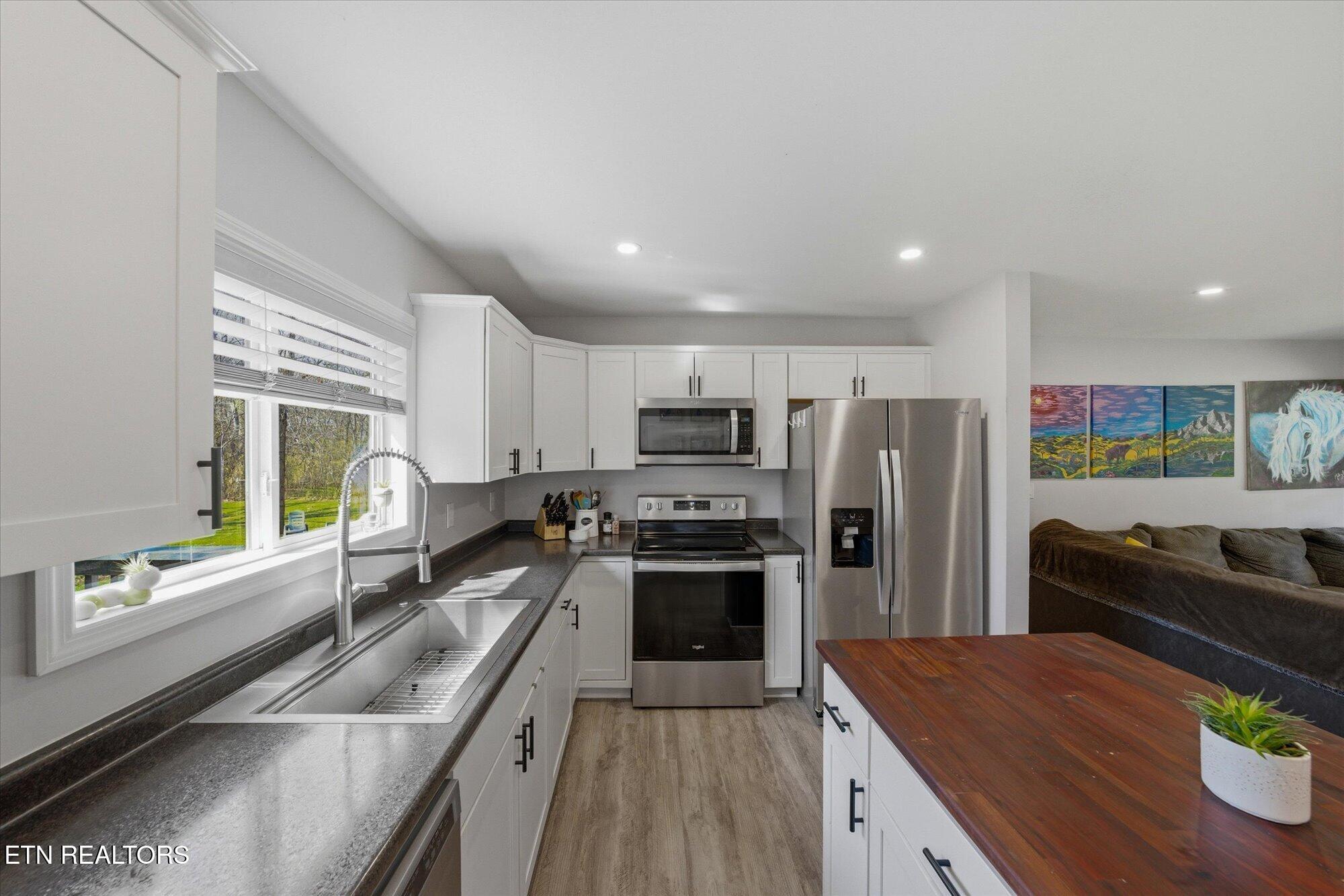 7831 Rollen Road Knoxville, TN 37920 - Photo 7 of 22 09-7831-Rollen-Rd-Knoxville-TN-9