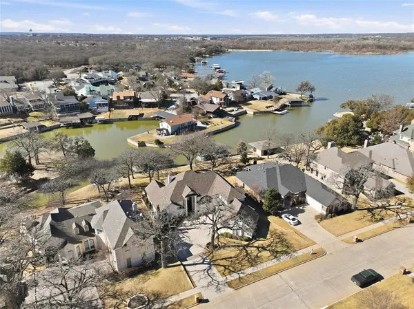 $994,000 | 1825 Spinnaker Lane, Azle, TX 76020