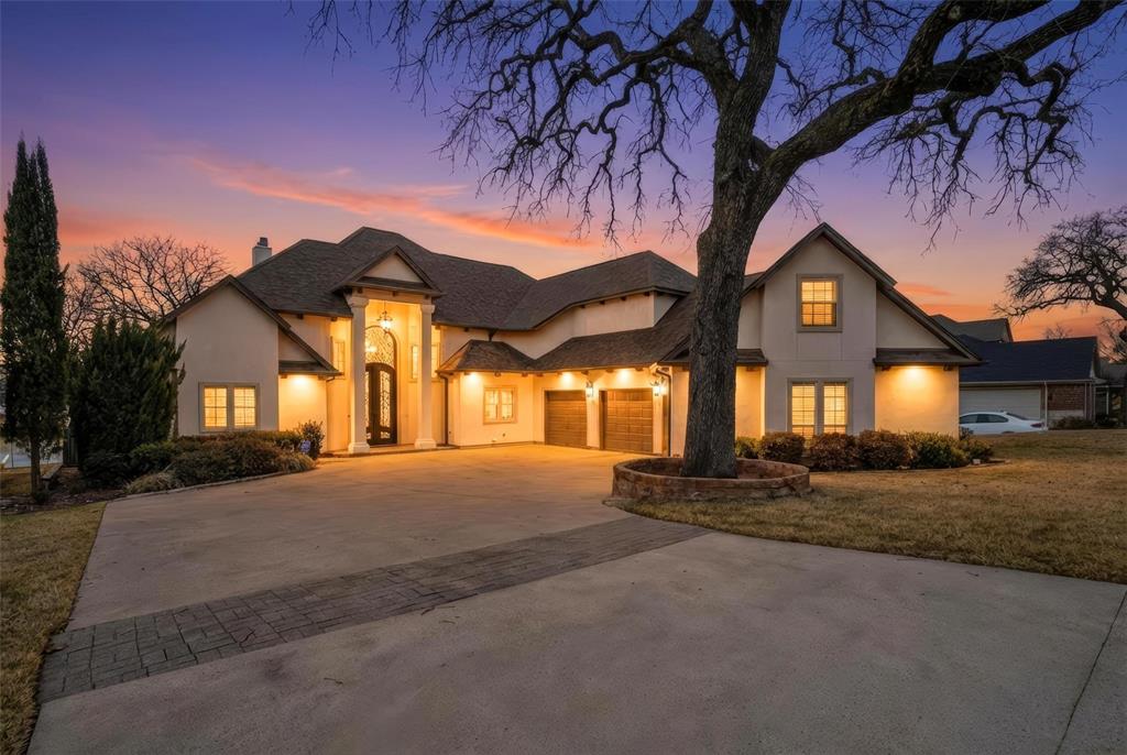1825 Spinnaker Lane Azle, TX 76020 - Photo 2 of 40