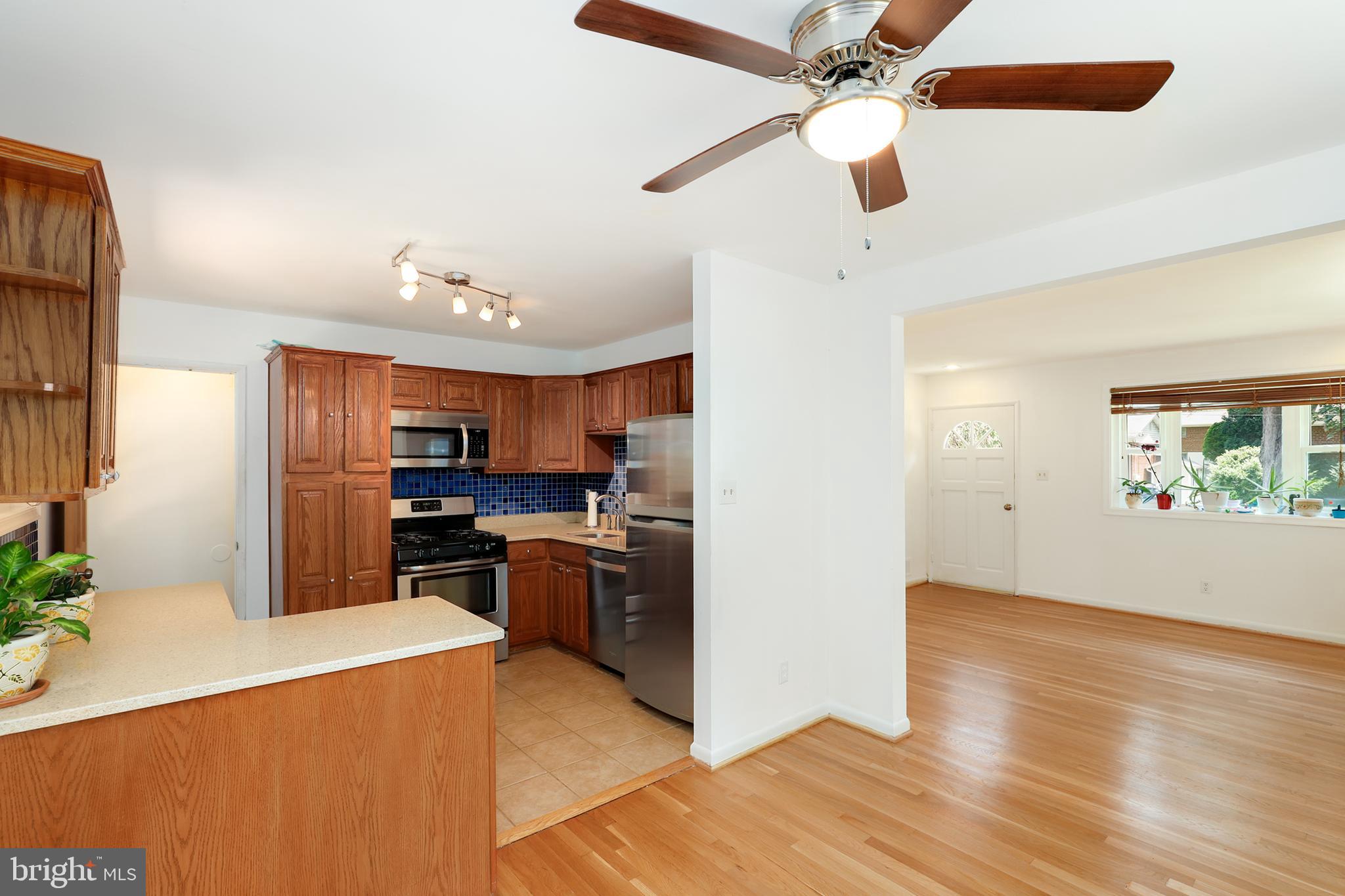 11220 Troy Road Rockville, MD 20852 - Photo 8 of 35 Gallery Image 8