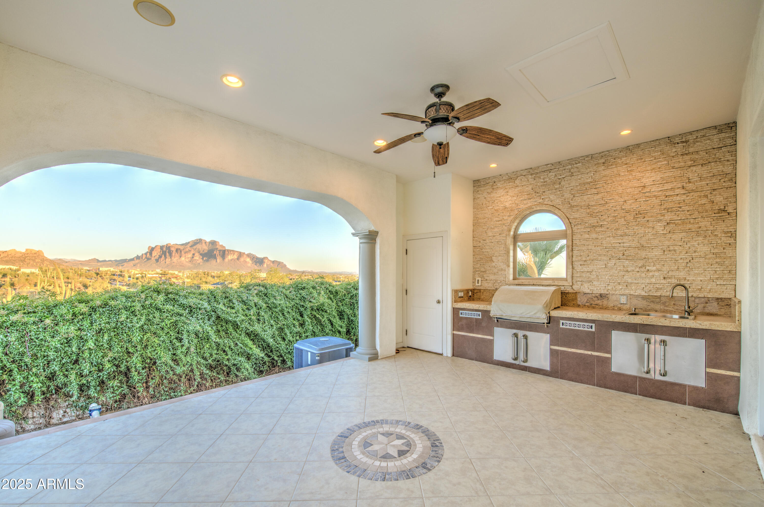 5238 North Explorer Road Apache Junction, AZ 85119 - Photo 3 of 109