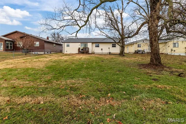 $185,000 | 1188 Boardwalk Avenue, Florissant, MO 63031