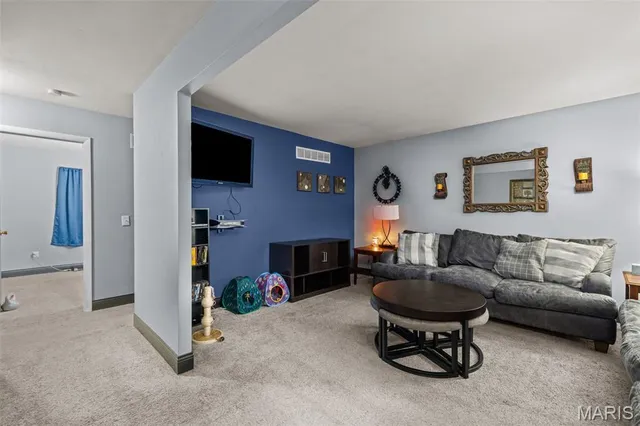 $185,000 | 1188 Boardwalk Avenue, Florissant, MO 63031