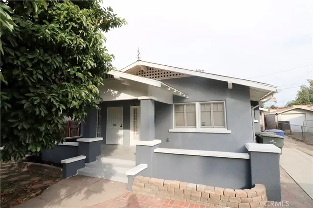 $3,200 | 3152 Lime Street, Riverside, CA 92501