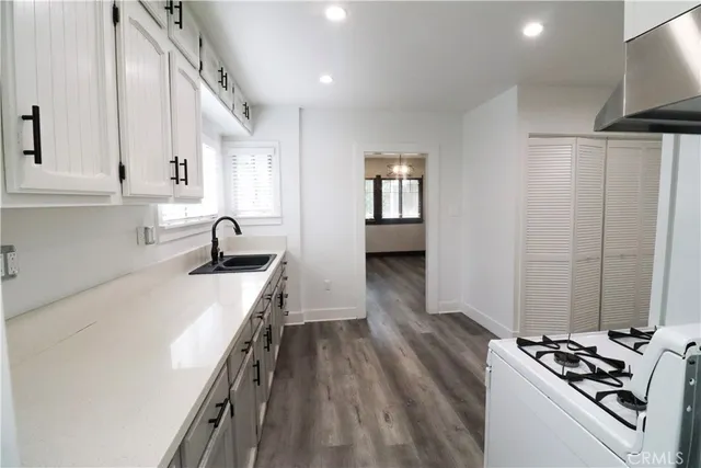 $3,200 | 3152 Lime Street, Riverside, CA 92501