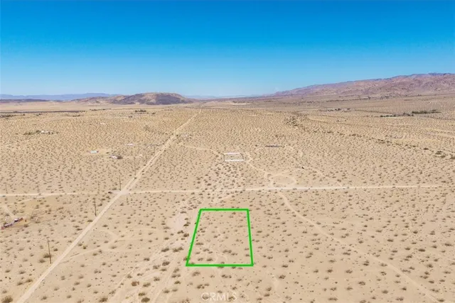 $7,500 | 5888 La Ferney Avenue, Joshua Tree, CA 92252