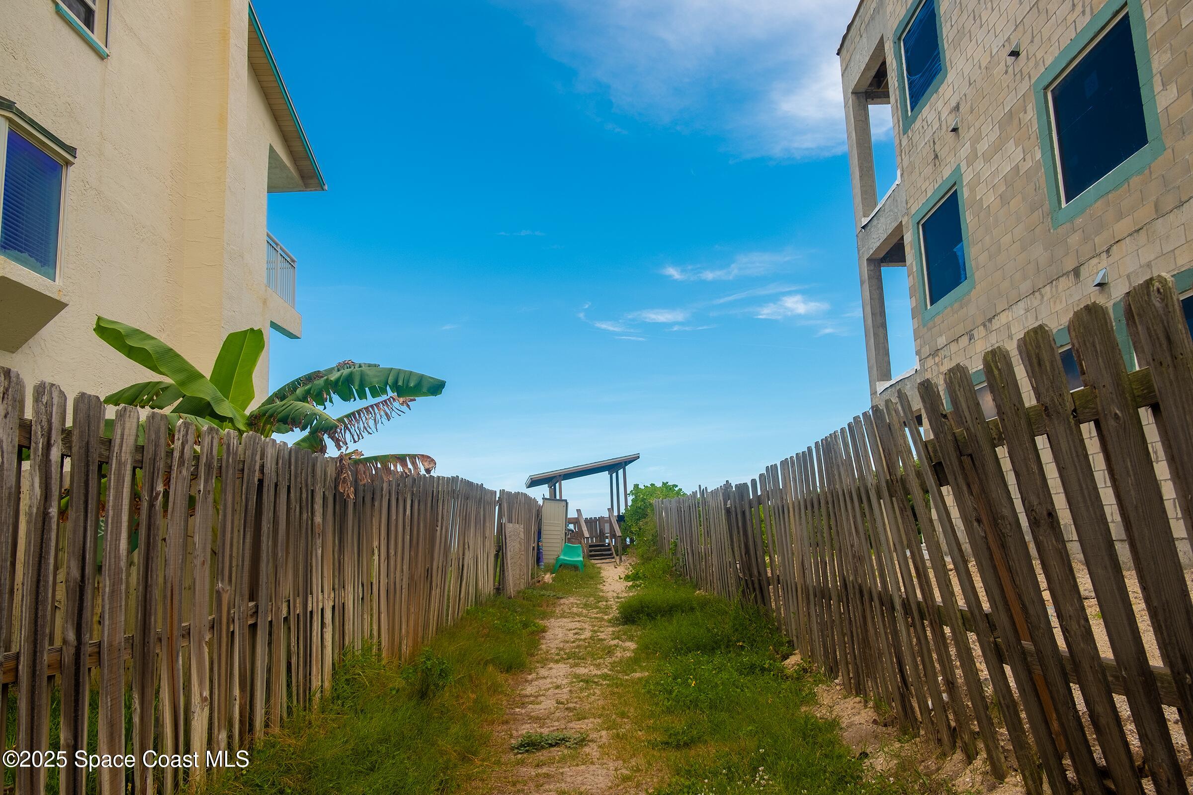 135 Richards Road Melbourne Beach, FL 32951 - Photo 4 of 15 Beach Access