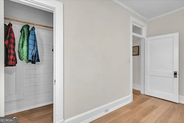 a view of a walk in closet