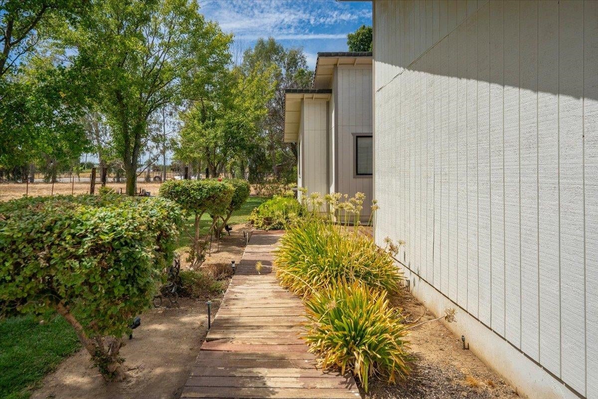 22740 Reno Avenue Gerber, CA 96035 - Photo 40 of 49 Gallery Image 40