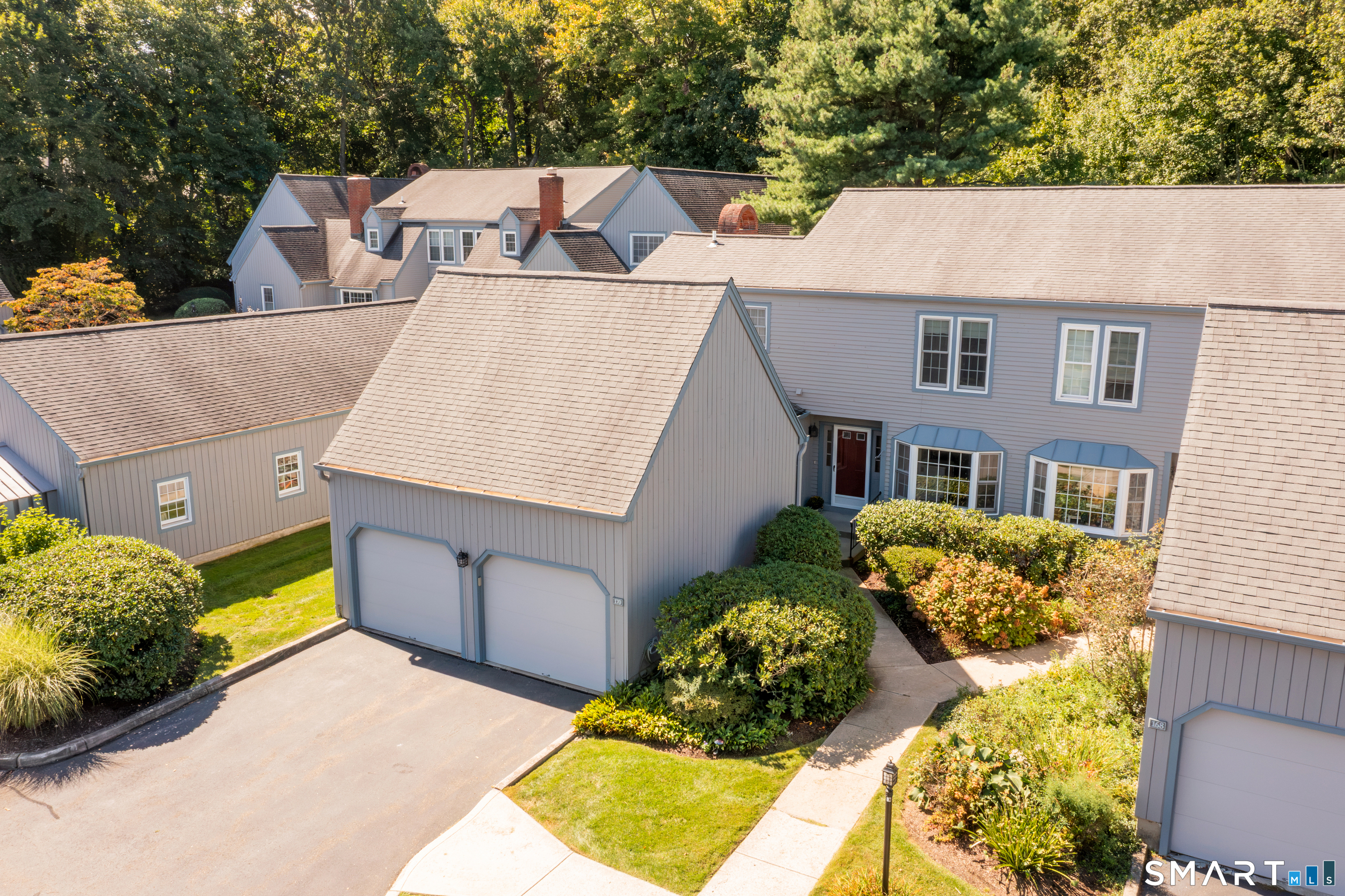170 Glengarry Road, Unit 170 Fairfield, CT 06825 - Photo 1 of 36 Welcome to 170 Glengarry