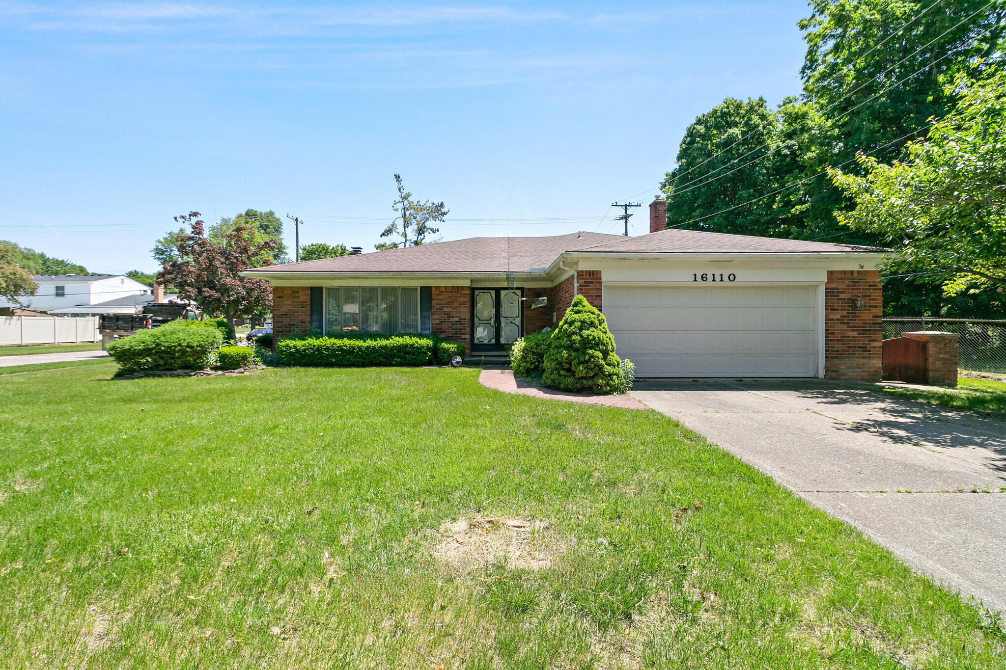 16110 Wayne Road Livonia, MI 48154 - Photo 2 of 44 IMG_0609
