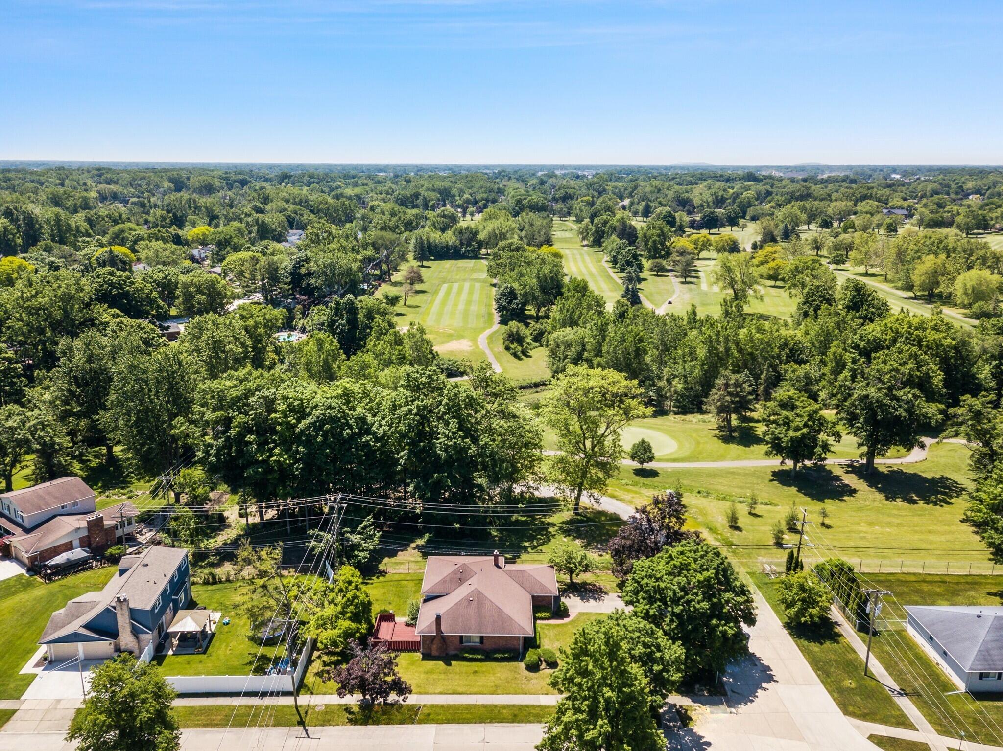 16110 Wayne Road Livonia, MI 48154 - Photo 40 of 44 DJI_0434