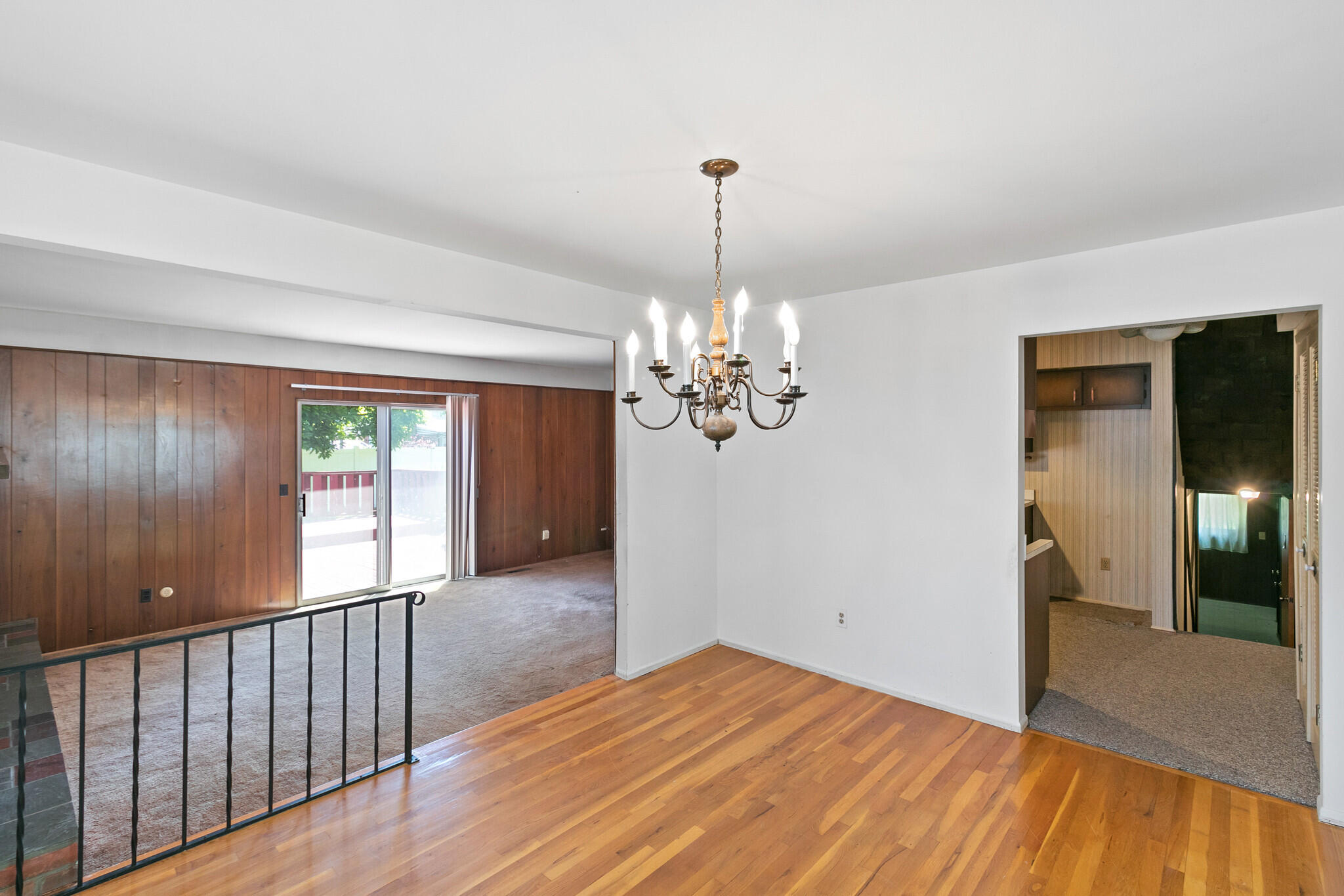 16110 Wayne Road Livonia, MI 48154 - Photo 7 of 44 IMG_0420