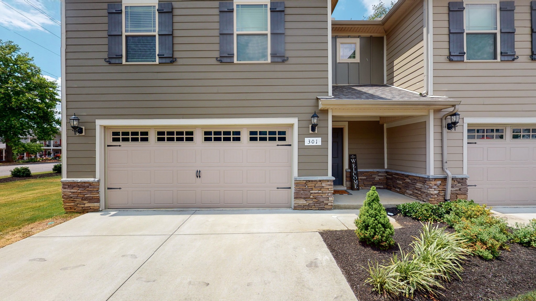 301 Homer Jackson Drive Smyrna, TN 37167 - Photo 3 of 27 a view of a house with a yard