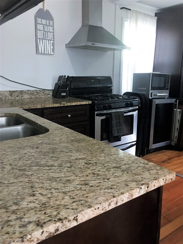 290 Reymont Road Waterford, MI 48327 - Photo 10 of 19 31320193-9.JPG