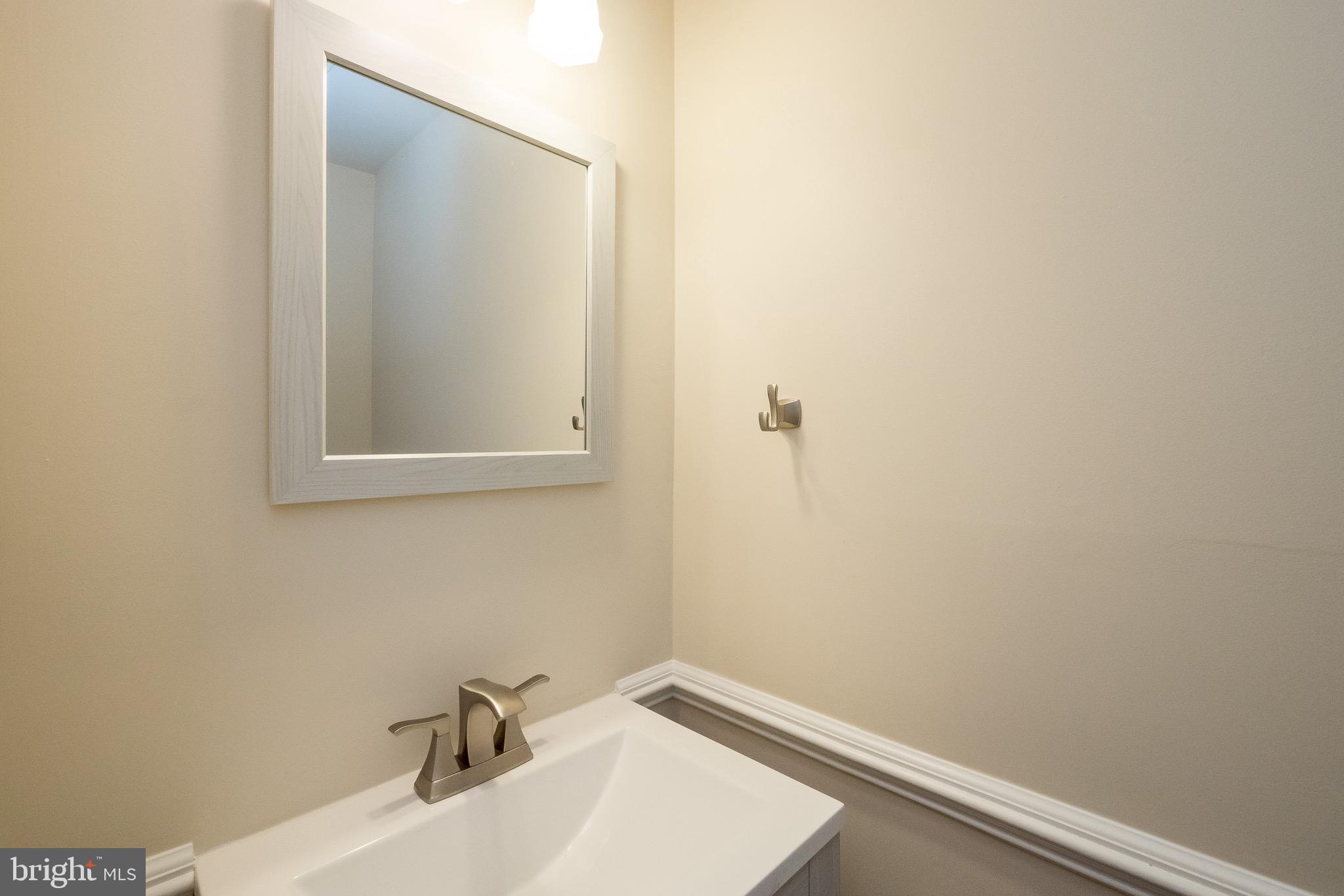6030 Sweet Dale Court Springfield, VA 22152 - Photo 17 of 37