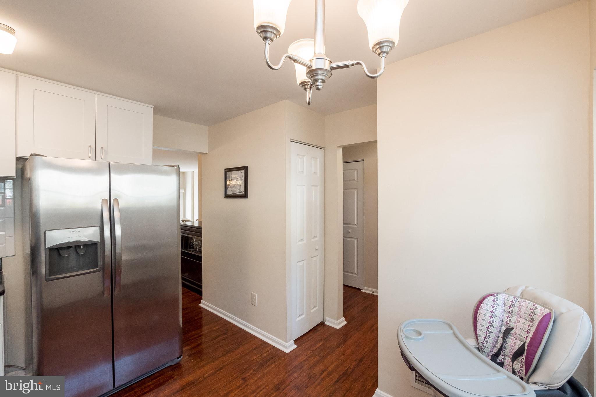 6030 Sweet Dale Court Springfield, VA 22152 - Photo 7 of 37