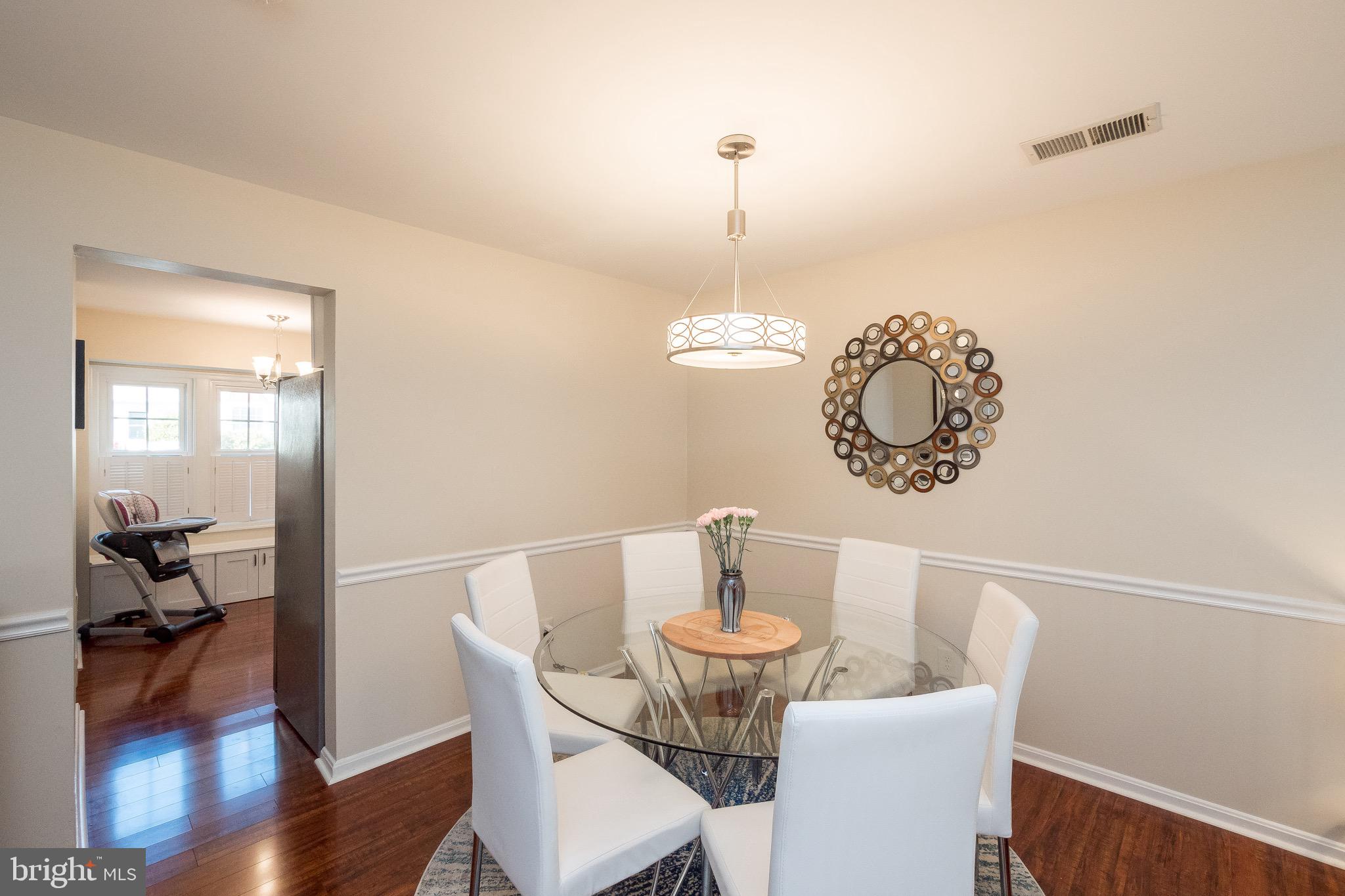 6030 Sweet Dale Court Springfield, VA 22152 - Photo 9 of 37