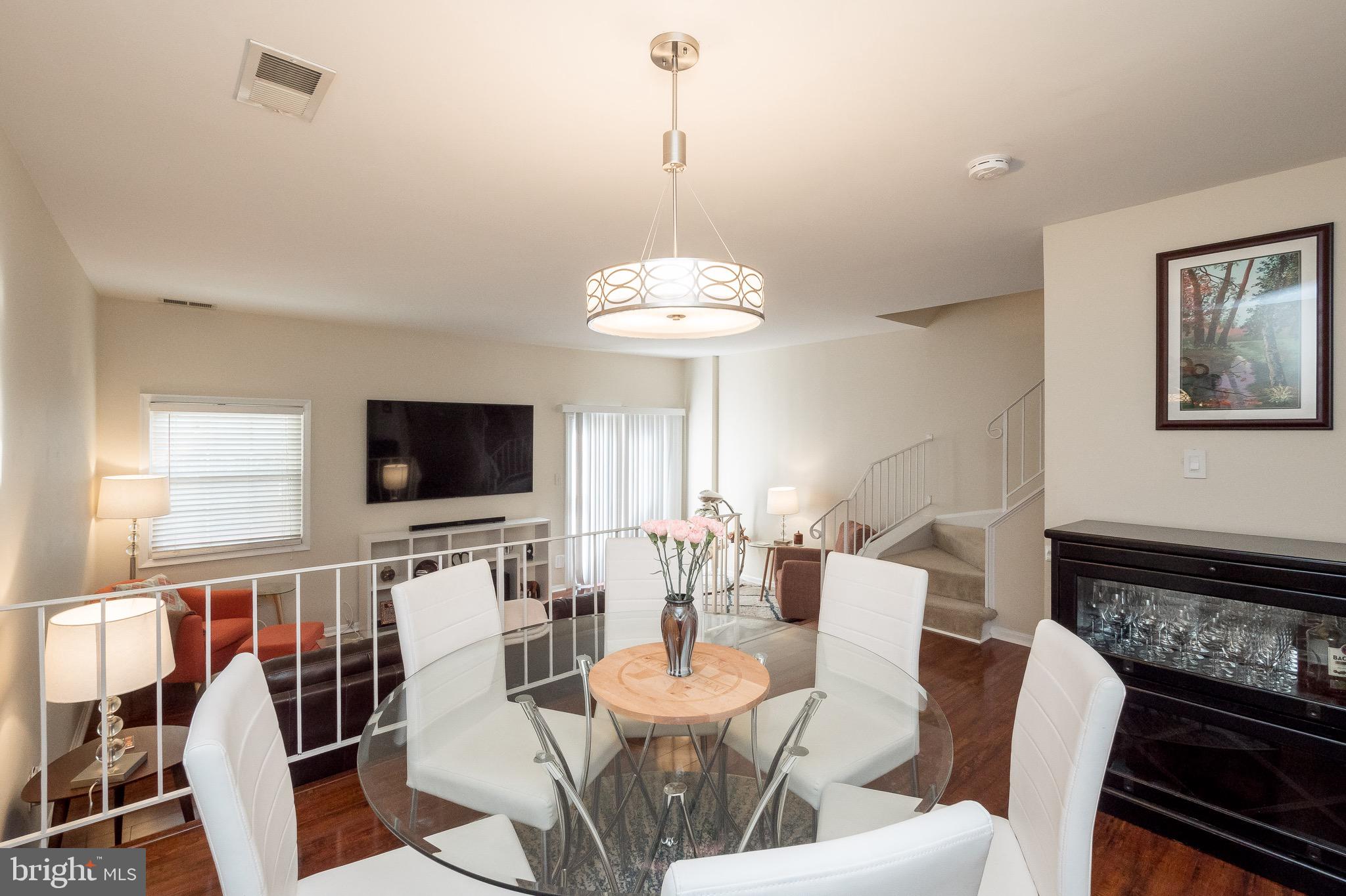 6030 Sweet Dale Court Springfield, VA 22152 - Photo 10 of 37